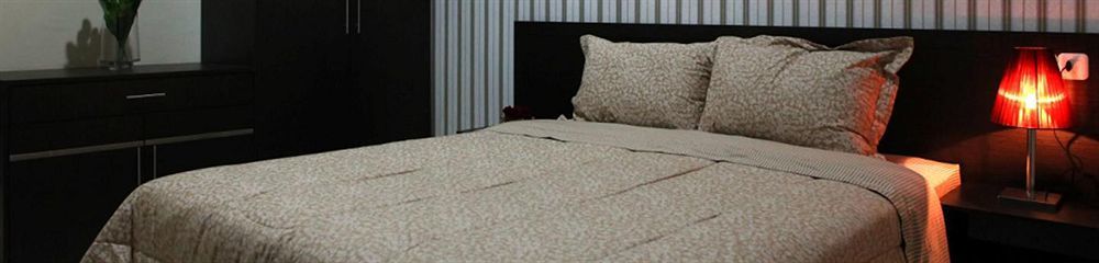 Hotel Roemah Moesi Medan Esterno foto