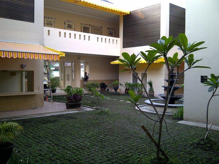 Hotel Roemah Moesi Medan Esterno foto